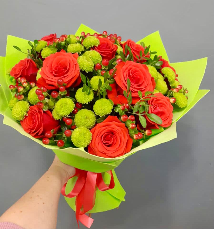 Букет цветов из: Хризантемы и Розы в Веселёво