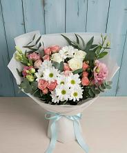 Букет цветов из:  Розы, Лизиантусы и Хризантемы в Веселёво