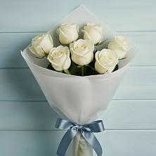 Букет 7 Белых роз Эдлесс Лав в Веселёво