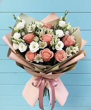 Букет цветов из:  Розы, Альстромерии и Лизиантусы в Веселёво