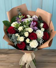 Букет цветов из:  Розы и Альстромерии в Веселёво