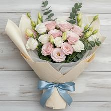 Букет цветов из:  Лизиантусы в Веселёво