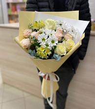 Букет цветов из:  Альстромерии, Розы и Хризантемы в Веселёво