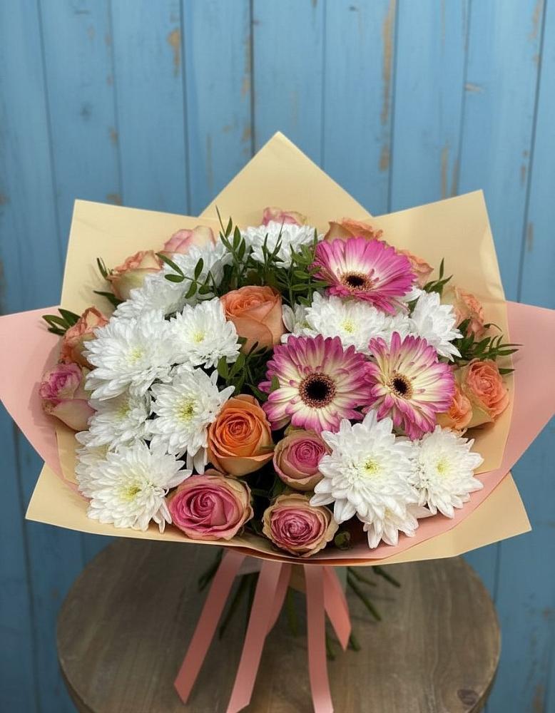 Букет цветов из: Розы, Герберы и Хризантемы в Веселёво