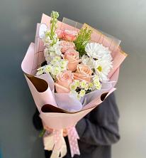 Букет цветов из:  Хризантемы и Розы в Веселёво