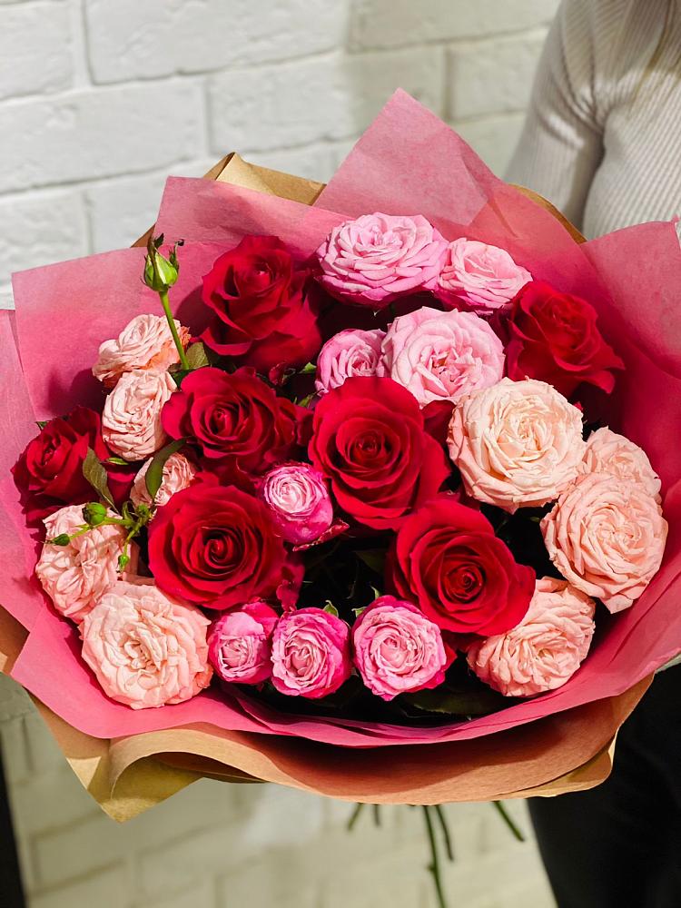 Букет цветов из: Розы в Веселёво