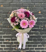 Букет цветов из:  Герберы и Хризантемы в Веселёво