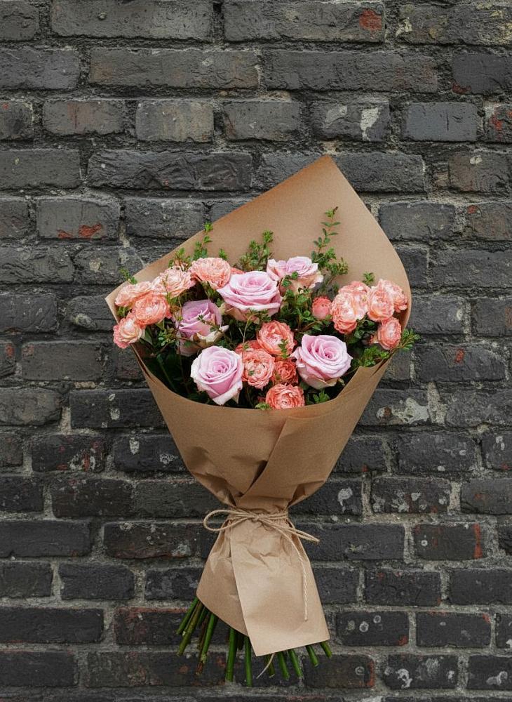 Букет цветов из: Розы в Веселёво