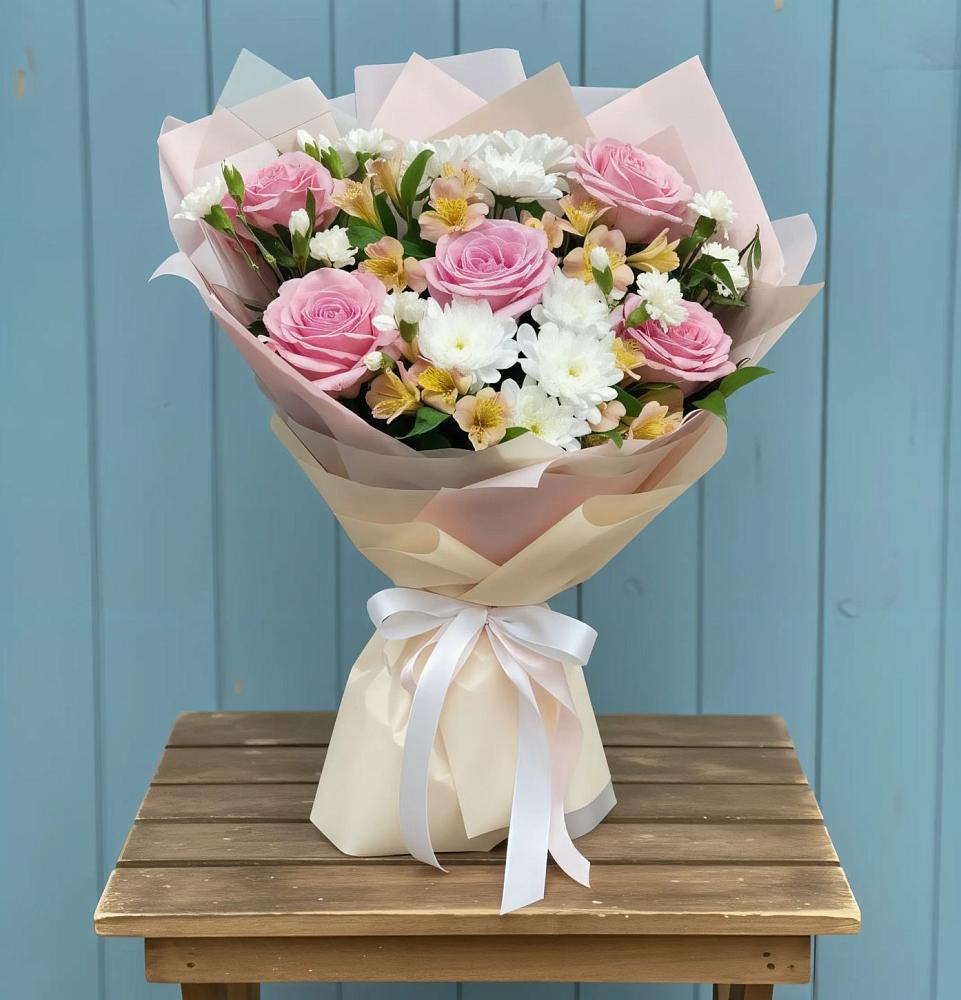 Букет цветов из: Гвоздики, Орхидеи и Розы в Веселёво