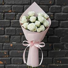 Букет цветов из:  Розы #REPLACE_PRED# Веселёво