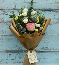 Букет цветов из:  Розы и Лизиантусы в Веселёво
