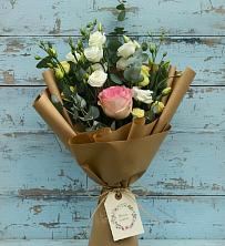Букет цветов из:  Розы и Лизиантусы в Веселёво