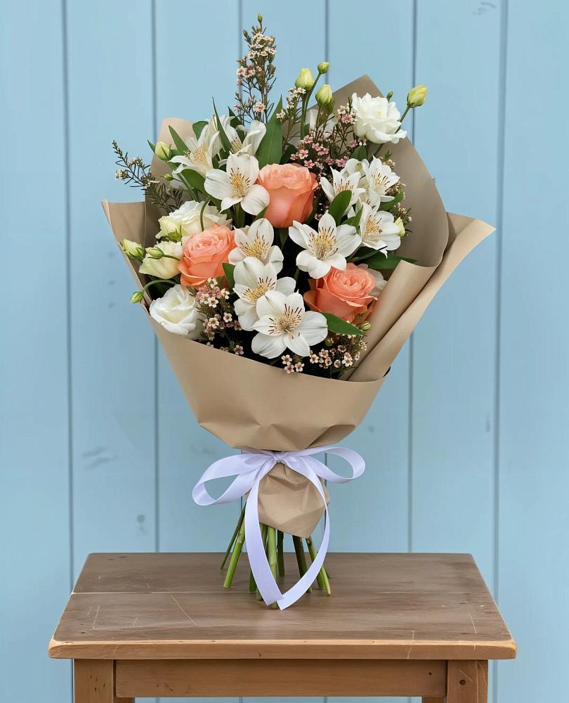 Букет цветов из: Альстромерии, Лизиантусы, Розы и Хризантемы в Веселёво